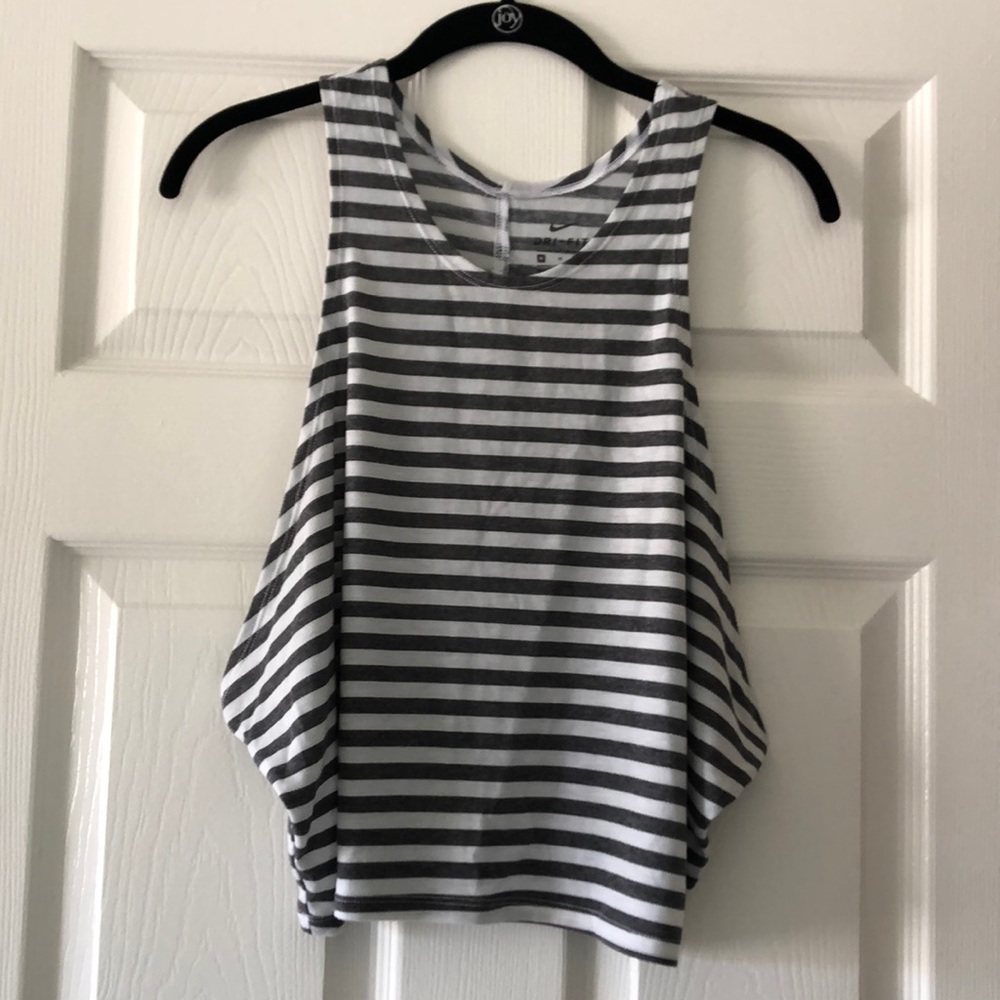 Nike tank